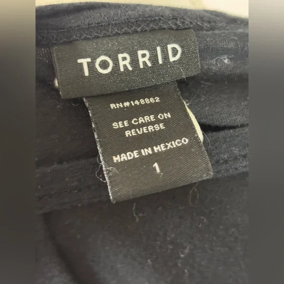 Torrid Vintage Rock and Roll Distressed V Neck Tee in Size 1 - Picture 2 of 7